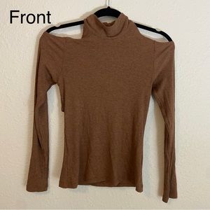 LNA off shoulder and tie on neck long sleeve shirt